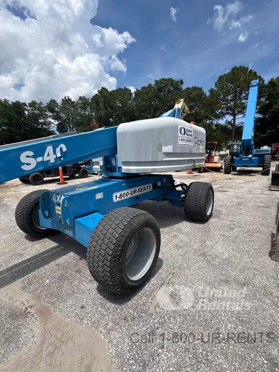 2017 Genie S-40 Boom Lift