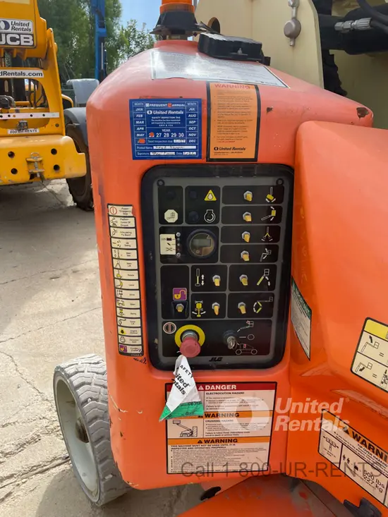 2018 JLG E400AJPN Articulating Boom Lift