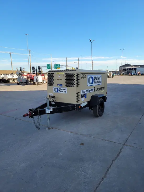 2021 Doosan P425/HP375WCUT4 Air Compressor