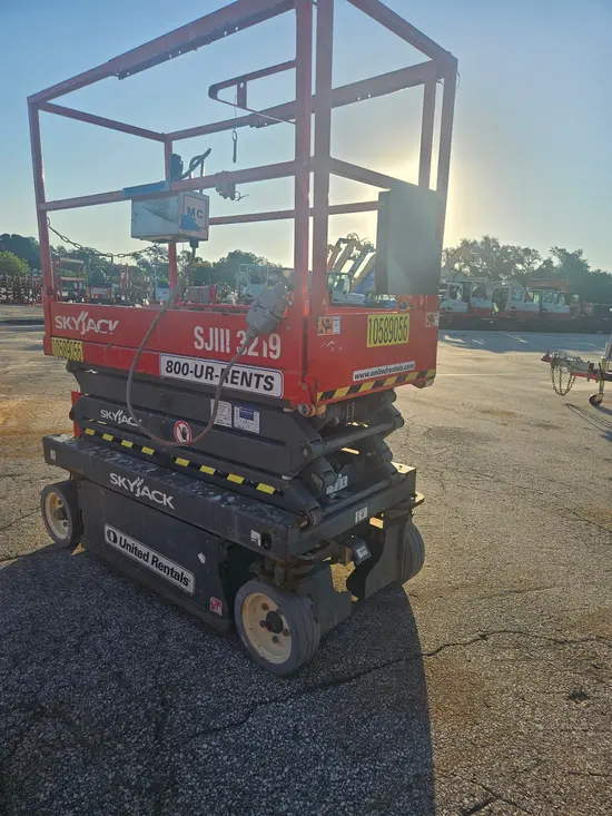 2017 Skyjack SJIII3219 Scissor Lift