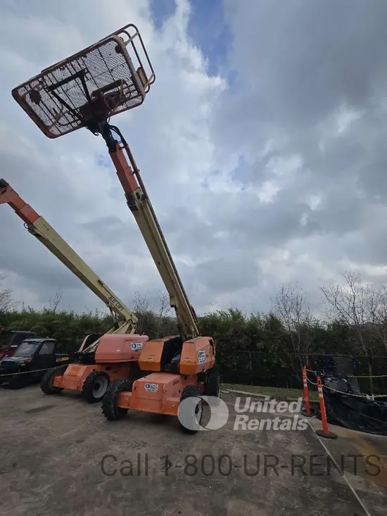 2017 JLG 600S Boom Lift