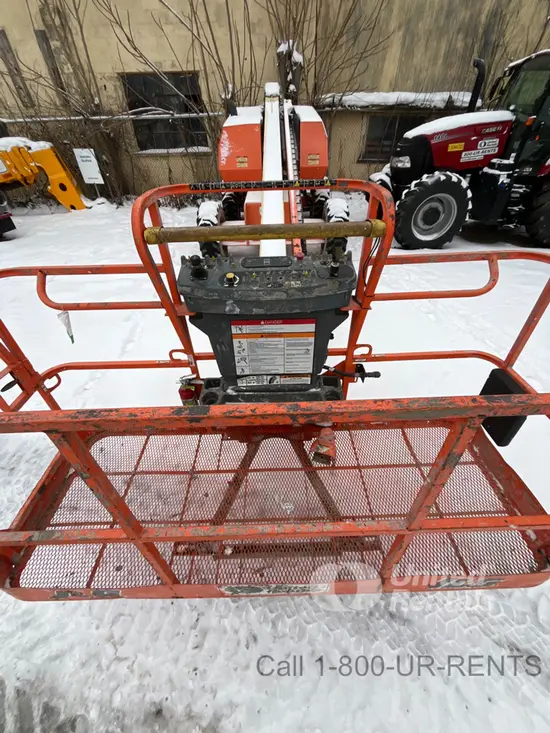 2017 JLG 600S Boom Lift