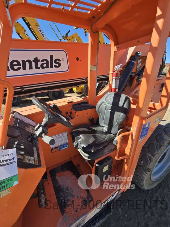 2018 SKYTRAK 6042 Forklift
