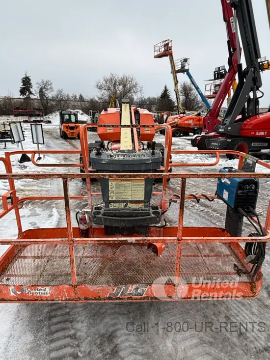 2017 JLG 600S Boom Lift