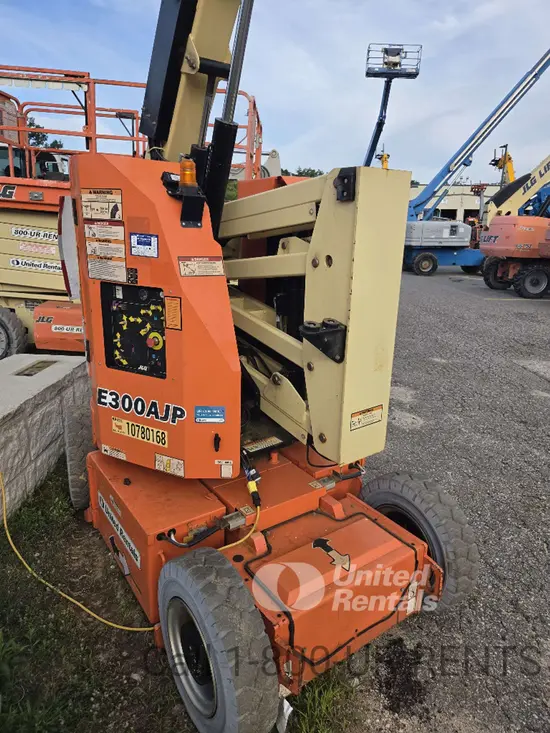 2018 JLG E300AJP Articulating Boom Lift