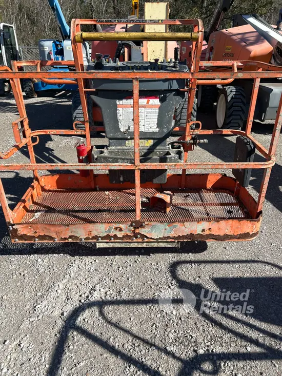 2017 JLG 450AJ Articulating Boom Lift