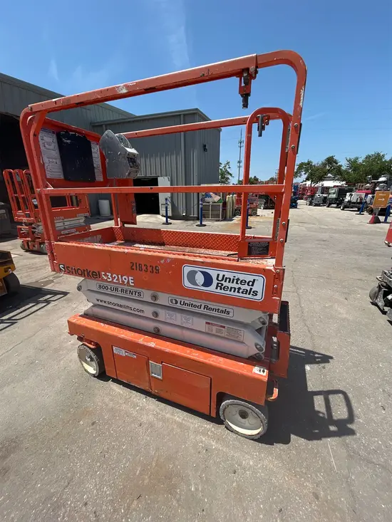 2018 Snorkel S3219E Scissor Lift