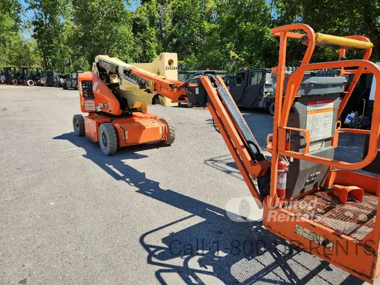 2018 JLG E400AJPN Articulating Boom Lift