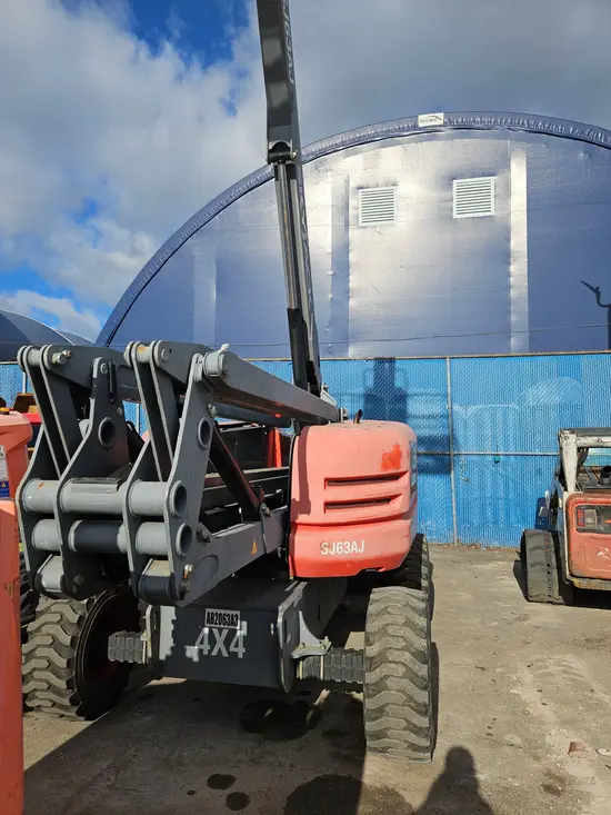 2016 Skyjack SJ63AJ Articulating Boom Lift