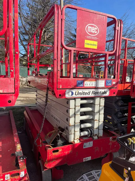 2017 MEC 4555SE Scissor Lift