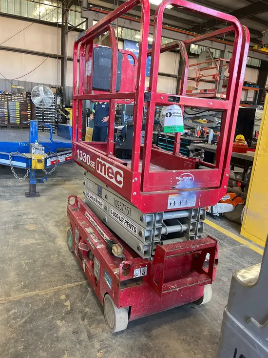 2019 MEC 1330SE Scissor Lift