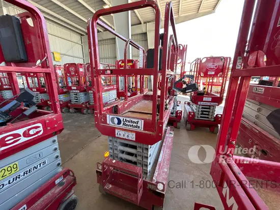 2019 MEC MICRO 19 Scissor Lift