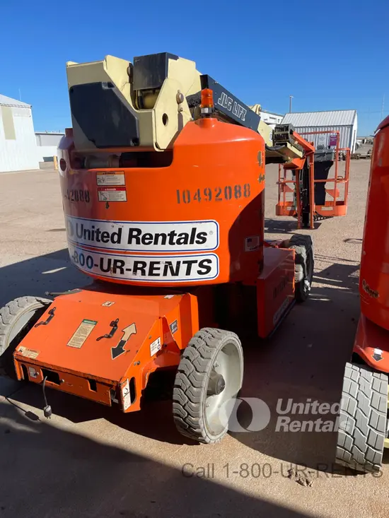 2016 JLG E400AJPN Articulating Boom Lift