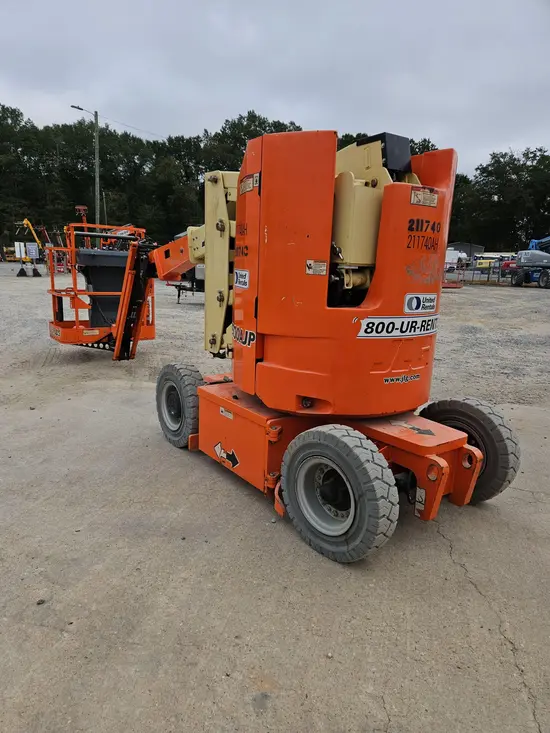 2018 JLG E300AJP Articulating Boom Lift