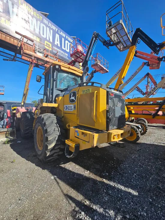 2019 John Deere 544L Wheel Loader