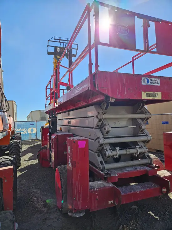 2017 MEC 6092RT Rough Terrain Scissor Lift