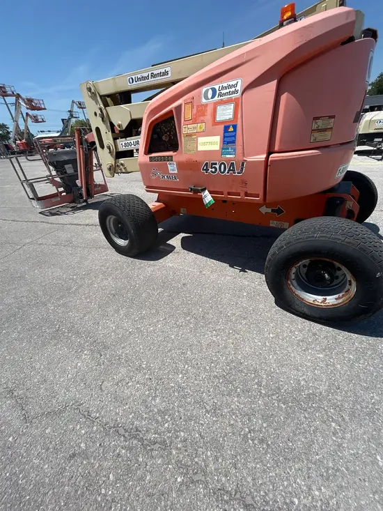 2017 JLG 450AJ Articulating Boom Lift