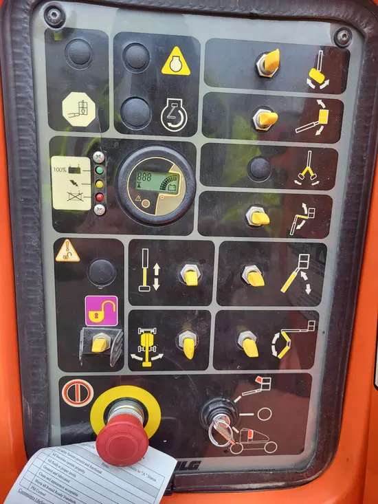 2016 JLG E450AJ Articulating Boom Lift
