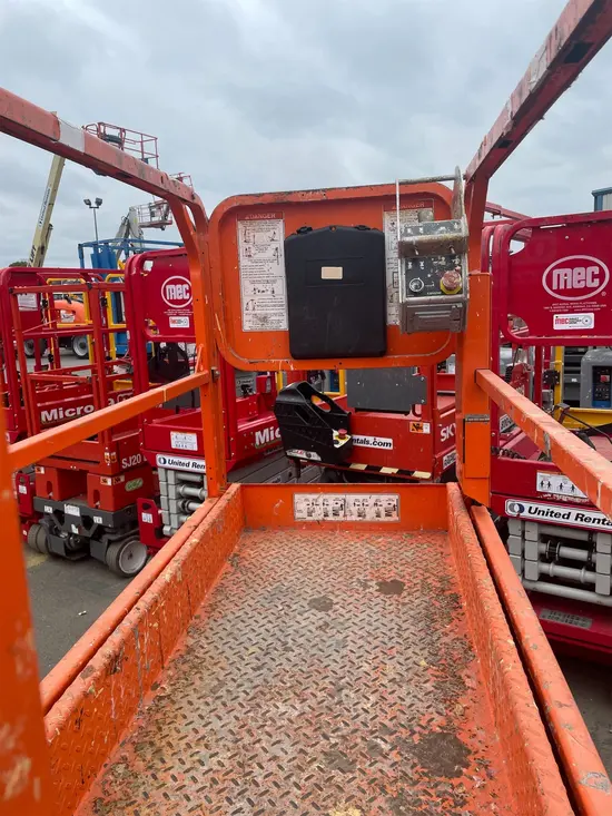 2018 Snorkel S3219E Scissor Lift