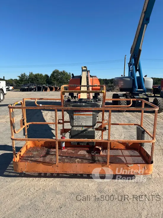 2018 JLG 800S Boom Lift
