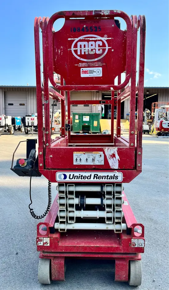 2018 MEC 1330SE Scissor Lift