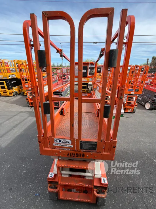 2019 Snorkel S3226E Scissor Lift