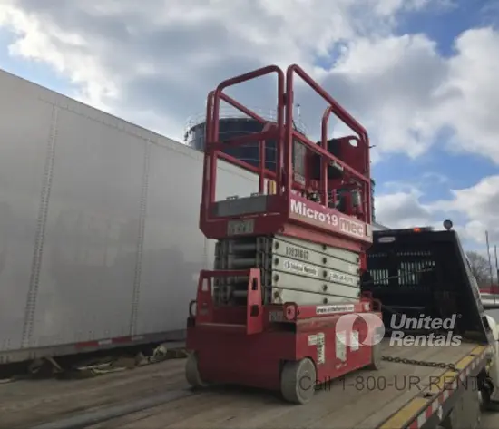 2019 MEC MICRO 19 Scissor Lift