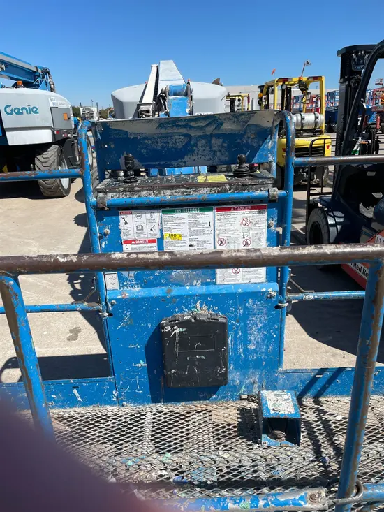 2014 Genie S-65 Boom Lift
