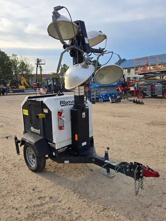 2017 Allmand NIGHT-LITE PRO Portable Light Tower