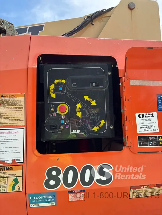 2018 JLG 800S Boom Lift