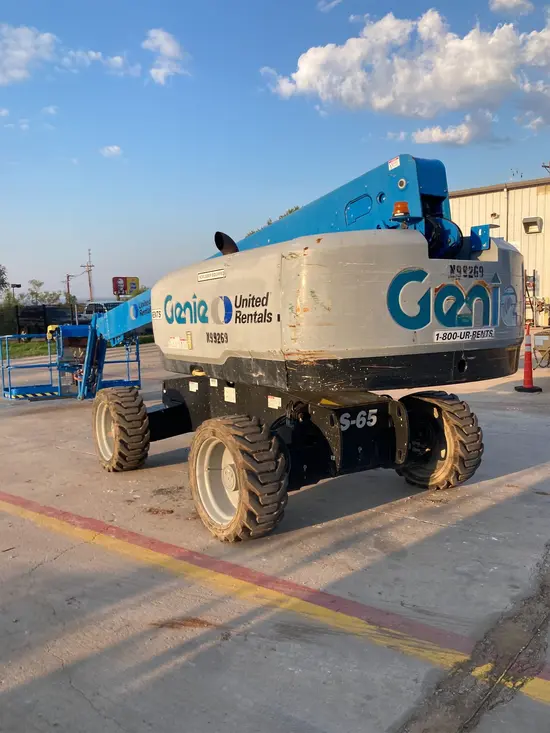 2017 Genie S-65 Boom Lift