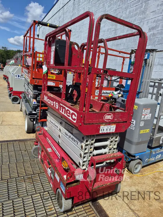 2018 MEC MICRO 19 Scissor Lift