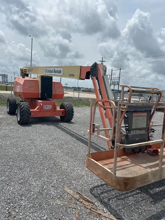 2017 JLG 800AJ Articulating Boom Lift