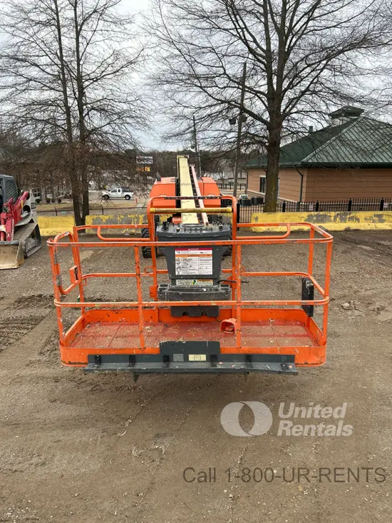 2018 JLG 800S Boom Lift