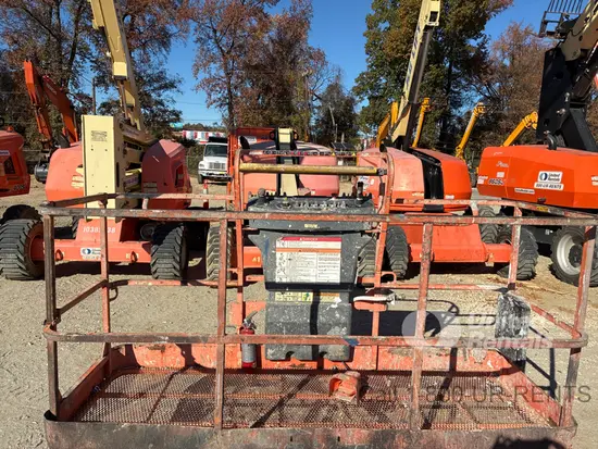 2017 JLG 400S Boom Lift
