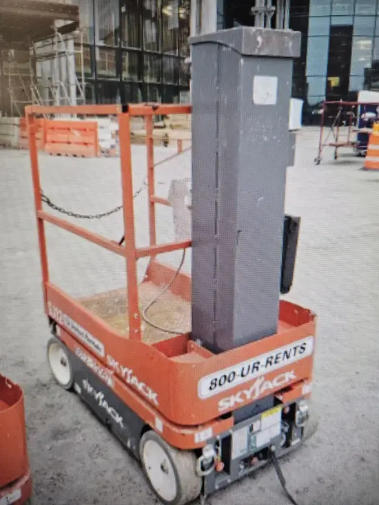 2018 Skyjack SJ12 Self-Propelled One-Person Lift