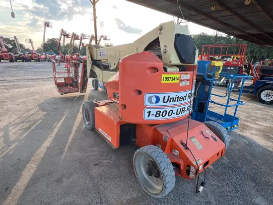 2017 JLG E400AJPN Articulating Boom Lift