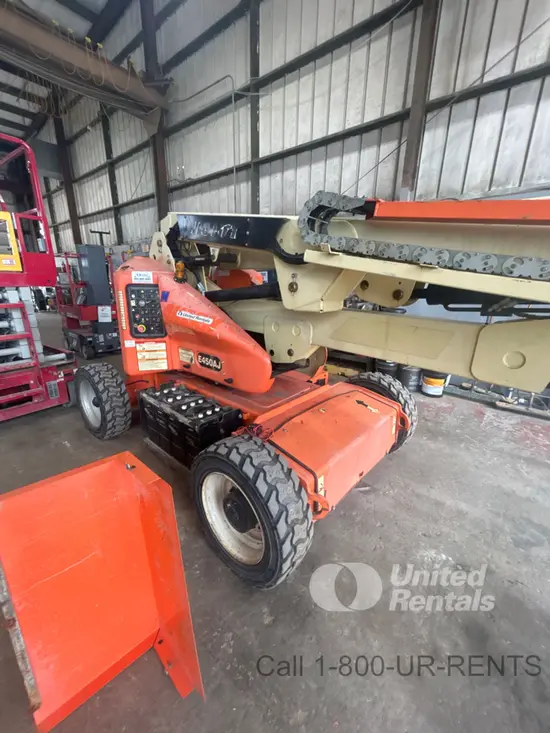 2016 JLG E450AJ Articulating Boom Lift