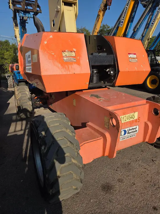 2013 JLG 800S Boom Lift