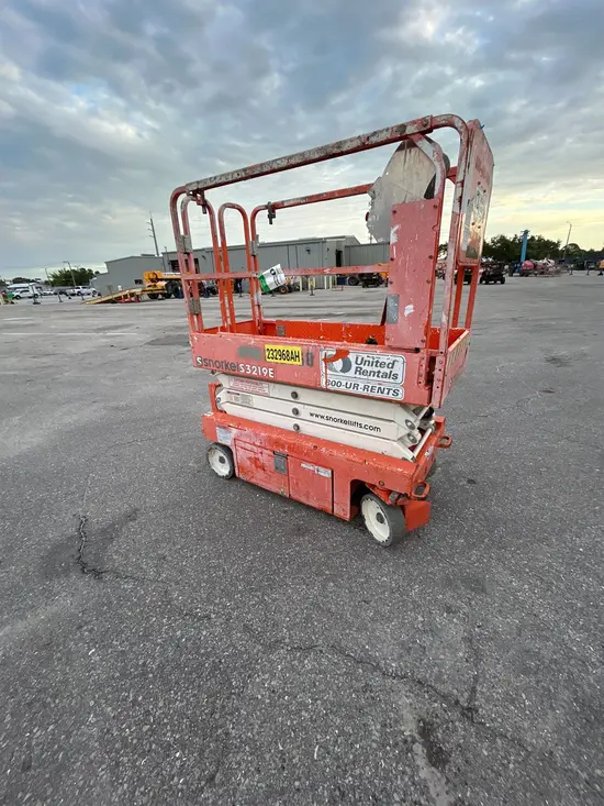 2019 Snorkel S3219E Scissor Lift