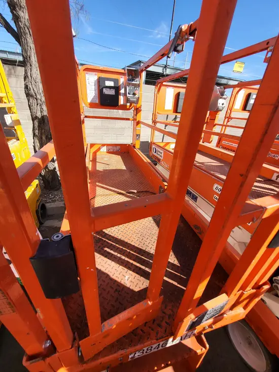 2019 Snorkel S3226E Scissor Lift