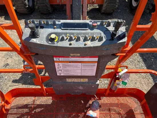2017 JLG 450AJ Articulating Boom Lift