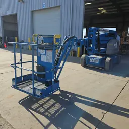 2017 Genie Z-40/23N RJ Articulating Boom Lift