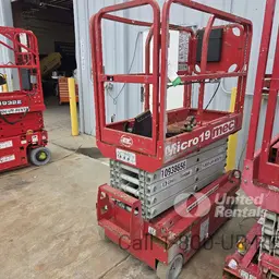 2019 MEC MICRO 19 Scissor Lift