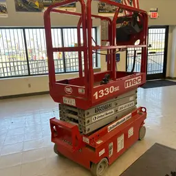 2017 MEC 1330SE Scissor Lift