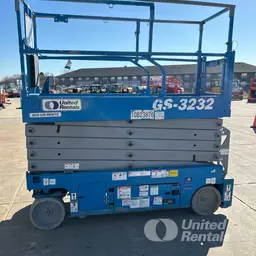 2018 Genie GS-3232 Scissor Lift