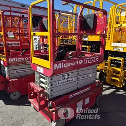2018 MEC MICRO 19 Scissor Lift