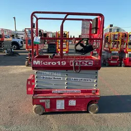 2018 MEC MICRO 19 Scissor Lift