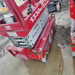 2018 MEC 1330SE Scissor Lift