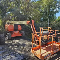 2016 JLG 800AJ Articulating Boom Lift